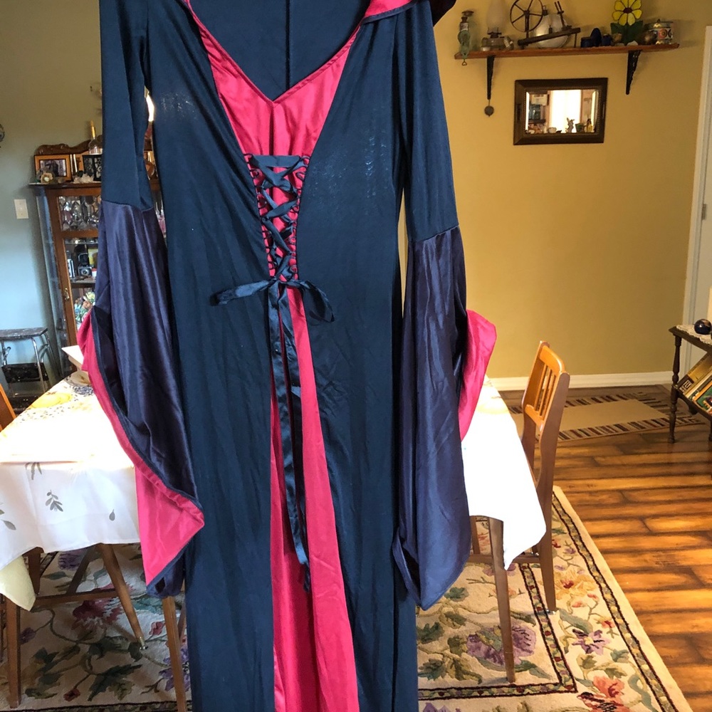 Halloween Hooded Robe - Picture 9 of 9